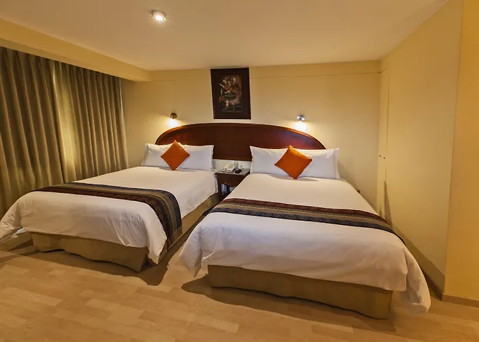 Agustos Hotel 3*